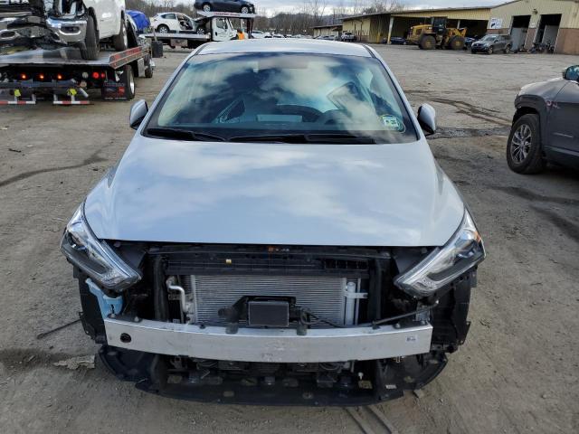 KMHC65LD3NU269404 - 2022 HYUNDAI IONIQ SE SILVER photo 5