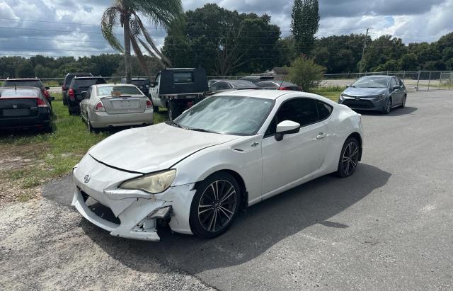 JF1ZNAA17D2707361 - 2013 TOYOTA SCION FR-S WHITE photo 2