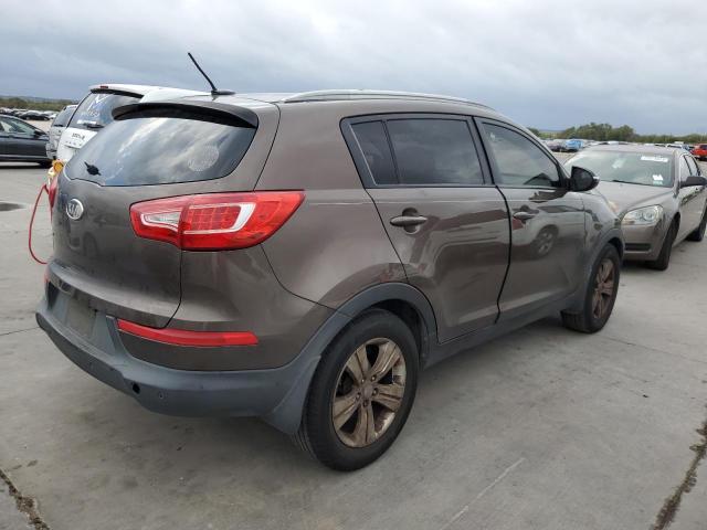 KNDPB3A27C7208933 - 2012 KIA SPORTAGE BASE BROWN photo 3