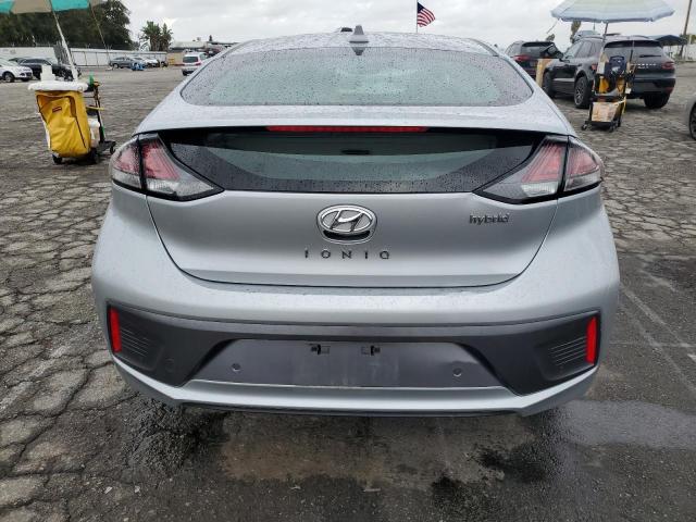 KMHC05LC6MU261174 - 2021 HYUNDAI IONIQ LIMITED SILVER photo 6