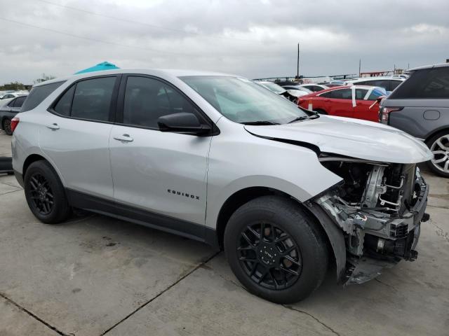 3GNAXHEVXJS644142 - 2018 CHEVROLET EQUINOX LS SILVER photo 4