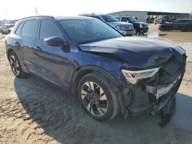 WA1AAAGEXNB022571 - 2022 AUDI E-TRON PREMIUM BLUE photo 4