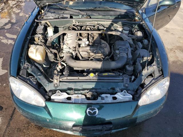 JM1NB353210200240 - 2001 MAZDA MX-5 MIATA BASE GREEN photo 11