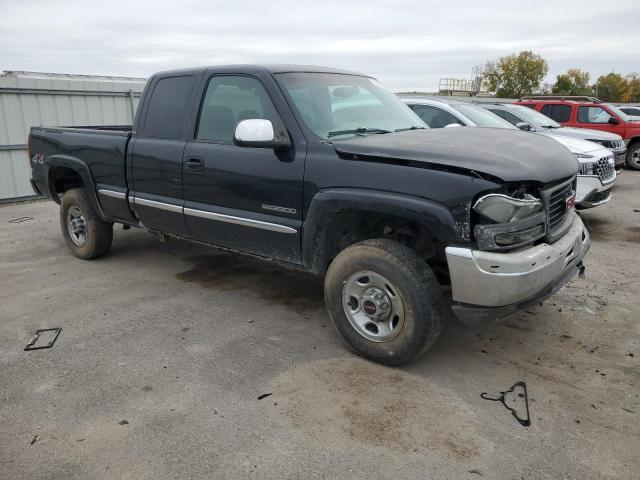 1GTGK29U9XZ524747 - 1999 GMC NEW SIERRA K2500 BLACK photo 4