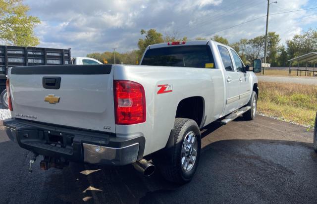 1GC4C1E83CF216259 - 2012 CHEVROLET SILVERADO C3500 LTZ SILVER photo 4