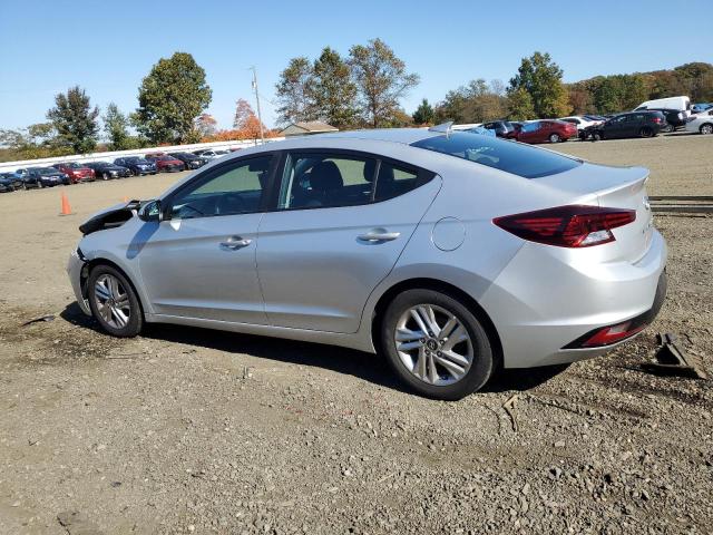 5NPD84LFXKH468454 - 2019 HYUNDAI ELANTRA SEL SILVER photo 2