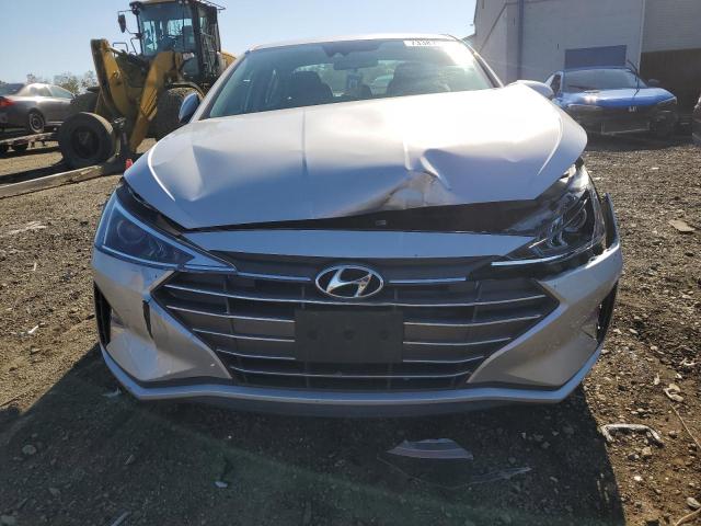 5NPD84LFXKH468454 - 2019 HYUNDAI ELANTRA SEL SILVER photo 5