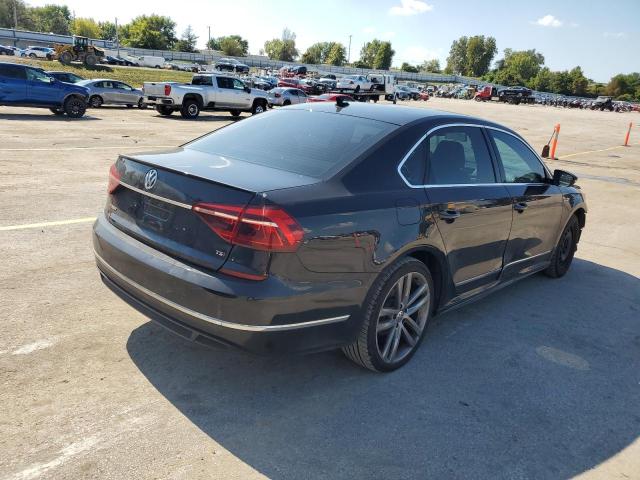 1VWDT7A30HC065223 - 2017 VOLKSWAGEN PASSAT R-LINE أسود صورة 3
