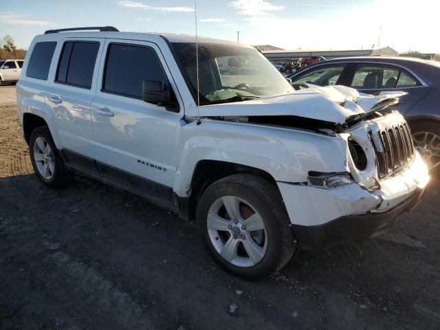 1C4NJRFBXGD745468 - 2016 JEEP PATRIOT LATITUDE WHITE photo 4