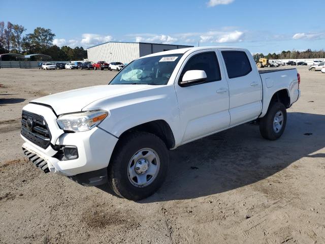 5TFAX5GN7JX113998 - 2018 TOYOTA TACOMA DOUBLE CAB WHITE photo 1