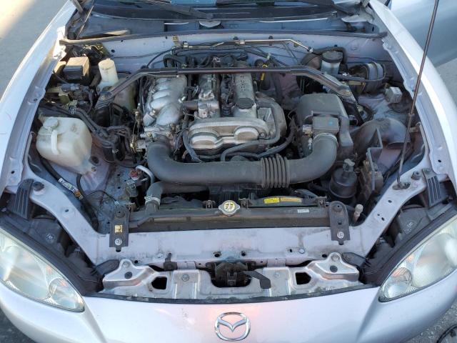 JM1NB353850414008 - 2005 MAZDA MX-5 MIATA BASE SILVER photo 11