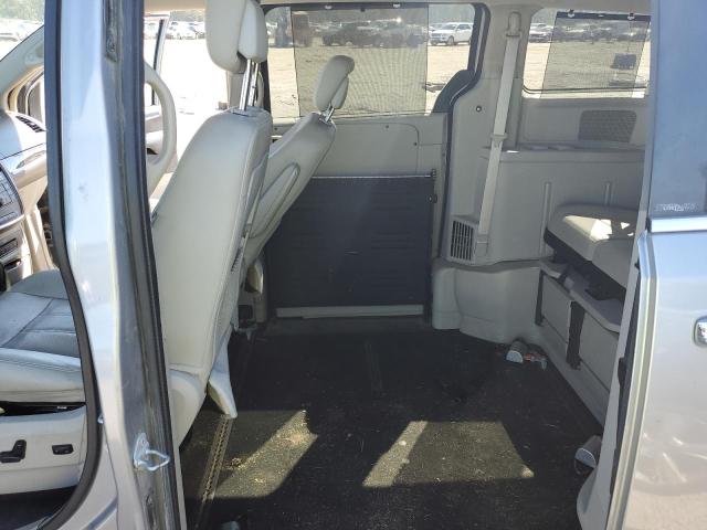 2C4RC1CG2ER256957 - 2014 CHRYSLER TOWN & COU TOURING L SILVER photo 11