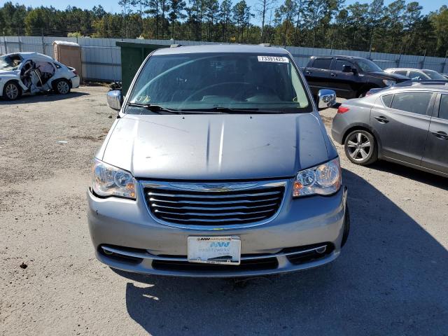 2C4RC1CG2ER256957 - 2014 CHRYSLER TOWN & COU TOURING L SILVER photo 5