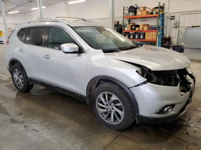 5N1AT2MV1FC807319 - 2015 NISSAN ROGUE S SILVER photo 4