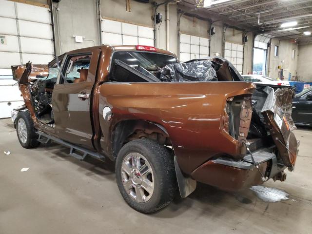 5TFAW5F10EX326508 - 2014 TOYOTA TUNDRA CREWMAX PLATINUM 棕色 照片 2