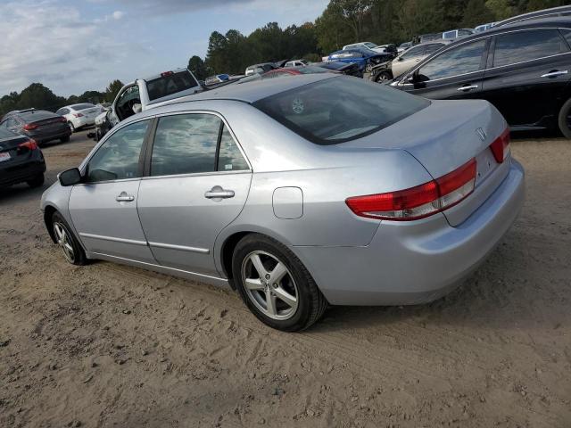 1HGCM56734A019677 - 2004 HONDA ACCORD EX SILVER photo 2