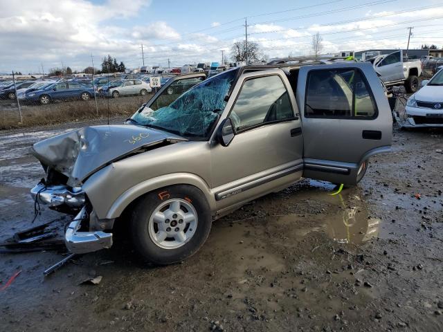 1GNDT13W2Y2162315 - 2000 CHEVROLET BLAZER BEIGE photo 1