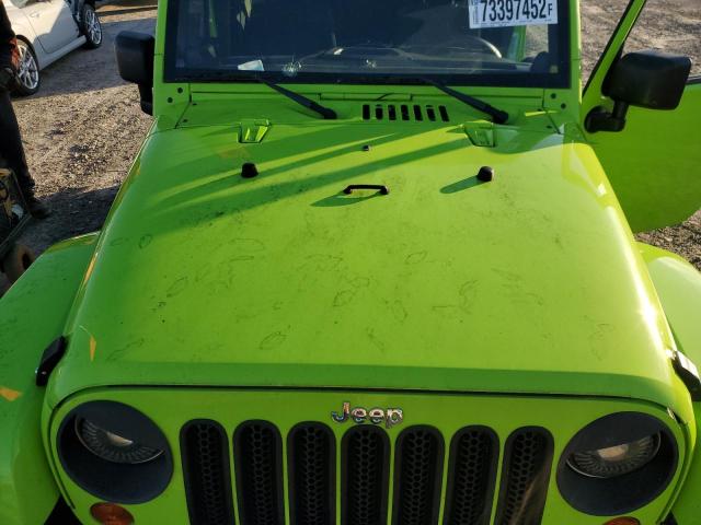1C4BJWEG3CL232982 - 2012 JEEP WRANGLER U SAHARA GREEN photo 11