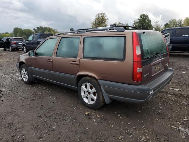 YV1LZ56D6X2606843 - 1999 VOLVO V70 XC BROWN photo 2