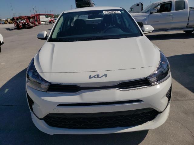 3KPA24AD2PE579419 - 2023 KIA RIO LX WHITE photo 5