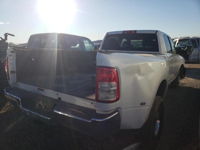 3C63RRHL4KG547591 - 2019 RAM 3500 BIG HORN WHITE photo 3