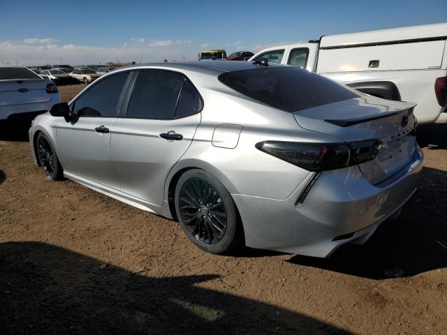 4T1G11BK2LU016001 - 2020 TOYOTA CAMRY SE SILVER photo 2