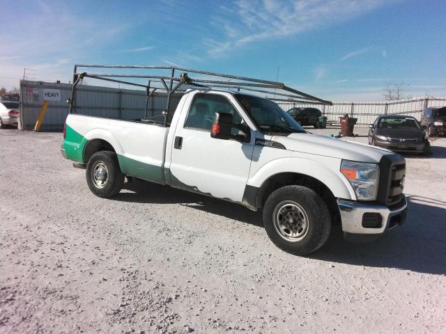 1FTBF2A68GEC24376 - 2016 FORD F250 SUPER DUTY WHITE photo 4