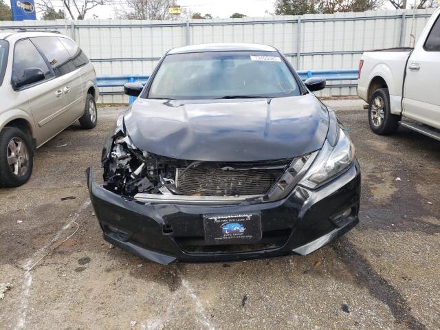 1N4AL3AP5HC153952 - 2017 NISSAN ALTIMA 2.5 BLACK photo 5