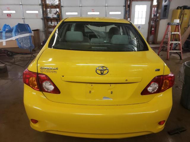 JTDBL40E399067347 - 2009 TOYOTA COROLLA BASE YELLOW photo 6