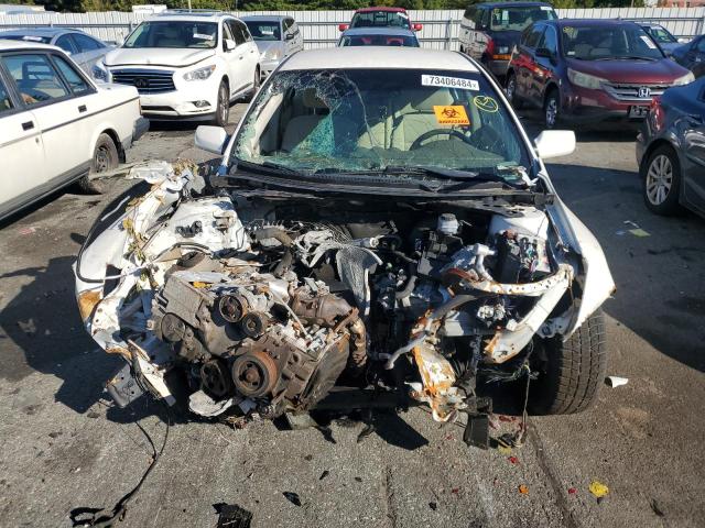 1N4AL2AP2BC167549 - 2011 NISSAN ALTIMA BASE WHITE photo 5