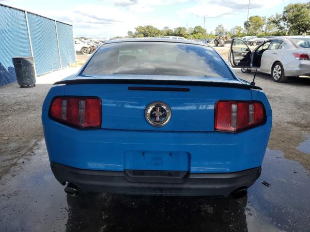 1ZVBP8AMXC5265680 - 2012 FORD MUSTANG BLUE photo 6