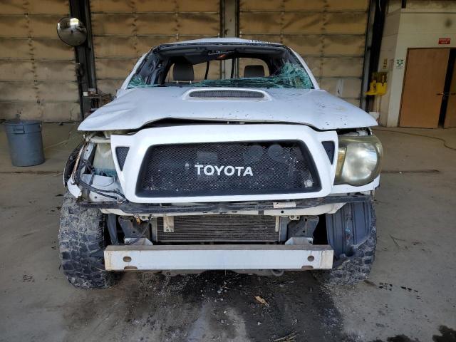 5TEUU42N55Z060126 - 2005 TOYOTA TACOMA ACCESS CAB თეთრი ფოტო 5