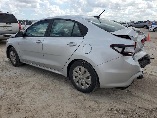 3KPA24AB4JE068140 - 2018 KIA RIO LX SILVER photo 2