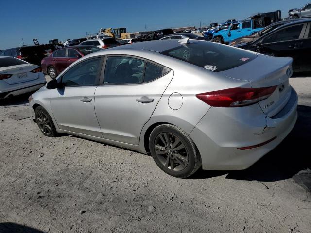 5NPD84LF4JH252257 - 2018 HYUNDAI ELANTRA SEL SILVER photo 2