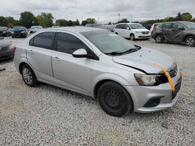 1G1JB5SH3H4137526 - 2017 CHEVROLET SONIC LS 银色 照片 4