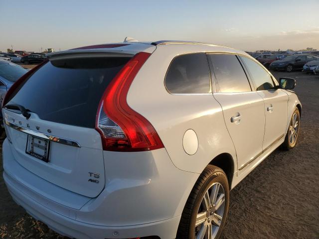 YV440MRU4H2000580 - 2017 VOLVO XC60 T5 INSCRIPTION WHITE photo 3