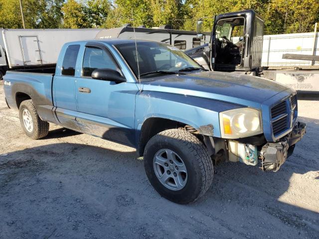 1D7HW42K56S544472 - 2006 DODGE DAKOTA SLT BLUE photo 4