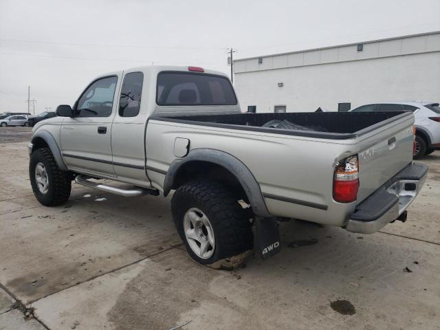 5TEWN72N22Z101783 - 2002 TOYOTA TACOMA XTRACAB SILVER photo 2