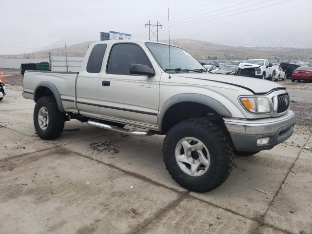 5TEWN72N22Z101783 - 2002 TOYOTA TACOMA XTRACAB SILVER photo 4