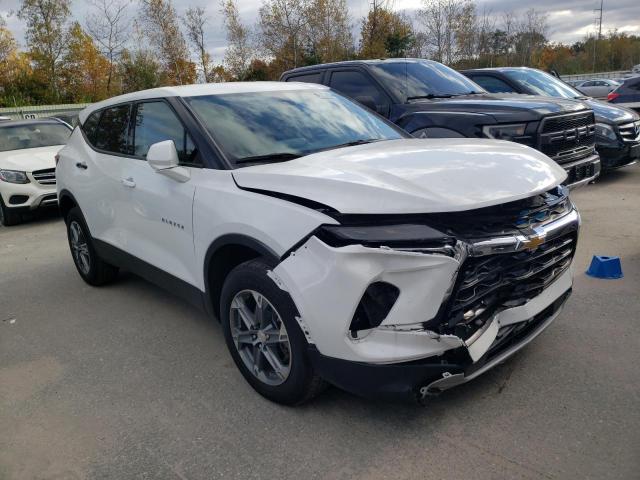 3GNKBHR44PS130929 - 2023 CHEVROLET BLAZER 2LT WHITE photo 4