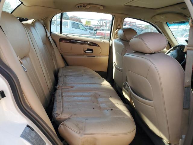 1LNFM81W3WY616782 - 1998 LINCOLN TOWN CAR EXECUTIVE WHITE photo 10