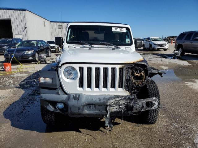 1C4HJXDG1JW122087 - 2018 JEEP WRANGLER U SPORT Weiß Foto 5