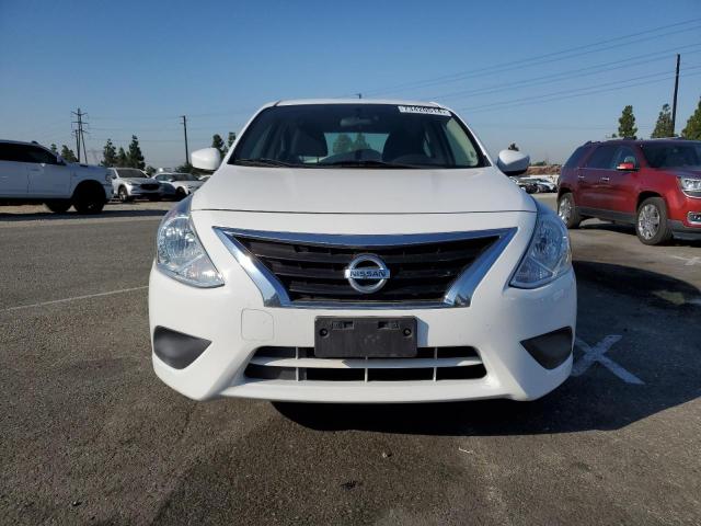 3N1CN7AP8HL841665 - 2017 NISSAN VERSA S WHITE photo 5