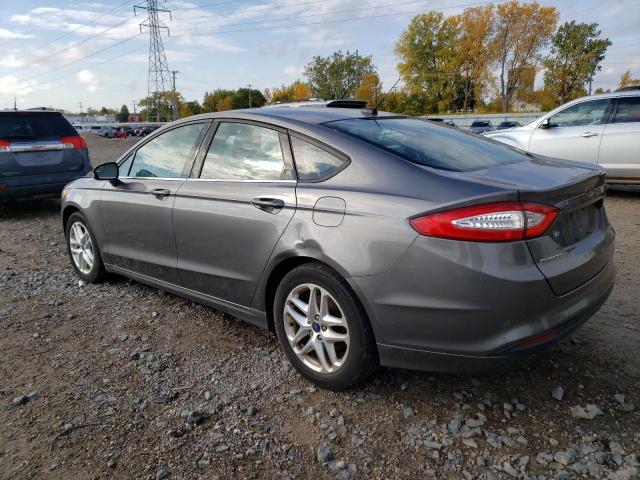 3FA6P0HRXDR285696 - 2013 FORD FUSION SE GRAY photo 2