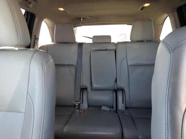 5TDKKRFHXGS138690 - 2016 TOYOTA HIGHLANDER XLE თეთრი ფოტო 10
