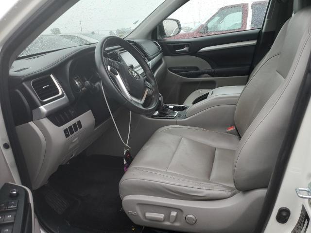 5TDKKRFHXGS138690 - 2016 TOYOTA HIGHLANDER XLE თეთრი ფოტო 7