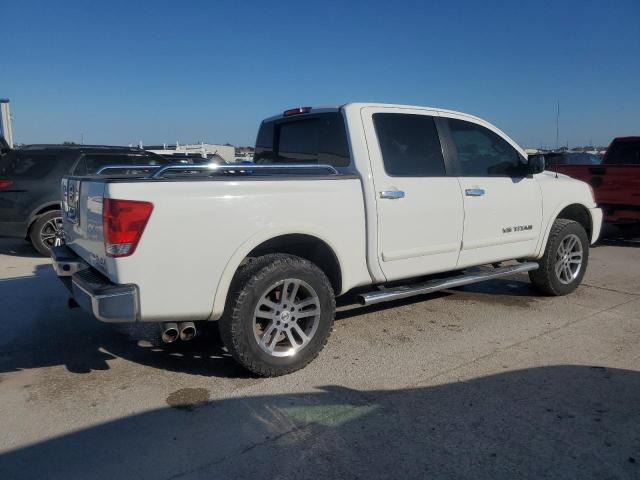 1N6BA0EC5CN329614 - 2012 NISSAN TITAN S WHITE photo 3