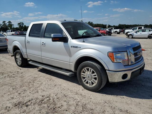 1FTFW1CF4BFD09520 - 2011 FORD F150 SUPERCREW SILVER photo 4