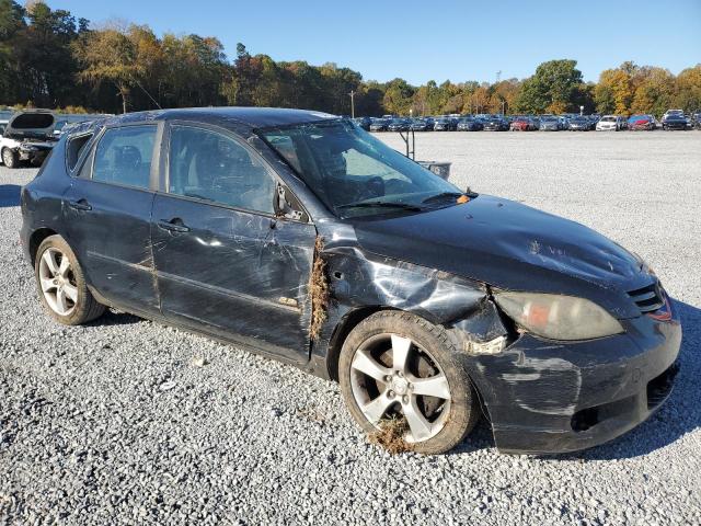 JM1BK343861466318 - 2006 MAZDA 3 HATCHBACK BLACK photo 4