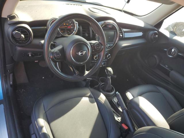 WMWXP5C57K2H31059 - 2019 MINI COOPER BLUE photo 8